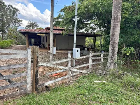 Chácara 9.000 m2 com lagoa e piscina no Córrego dos Soldados