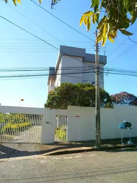 Apartamento 3 quartos para alugar no bairro Cerqueira Lima