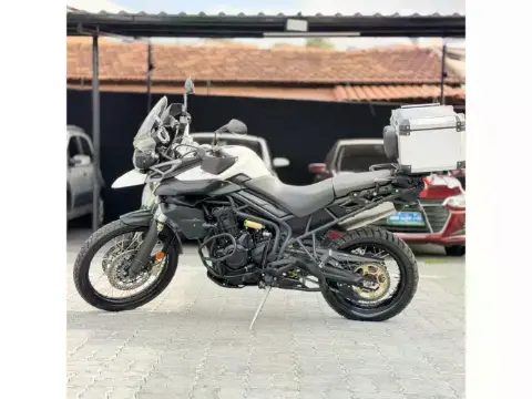 Triumph Tiger 800 2014