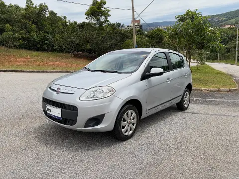 Fiat Palio Attractive 1.0 2015 — 98.660 km