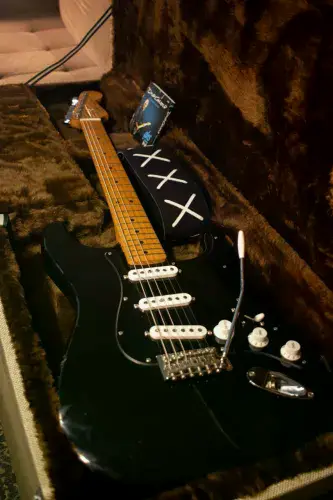Guitarra Fender Stratocaster MIM 2005 black strat