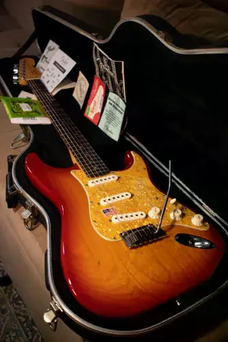 Guitarra Fender American Deluxe Ash 2006/07 RW Aged Cherry Sunburst