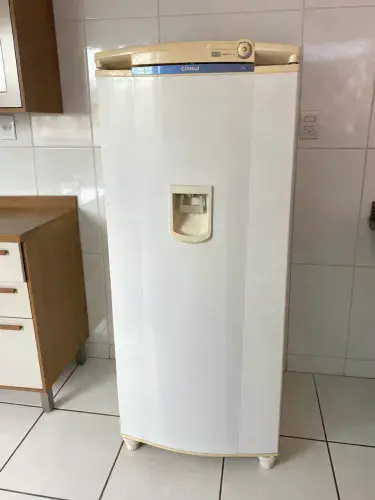 Vendo geladeira
