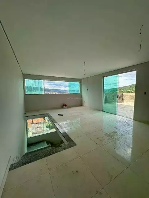 Cobertura à venda, 3 quartos, 1 suíte, 2 vagas, Padre Eustáquio