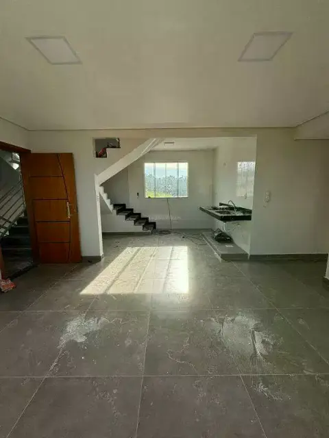 Cobertura à venda, 3 quartos, 1 suíte, 2 vagas, Tropical