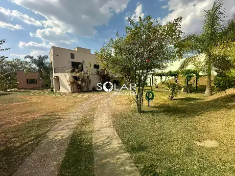 Casa a venda no Bairro Chácara do Quitão