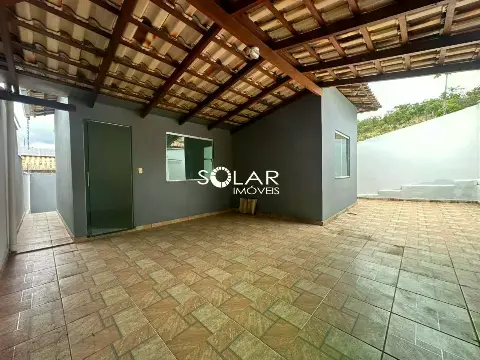 Casa a venda no Tropical!