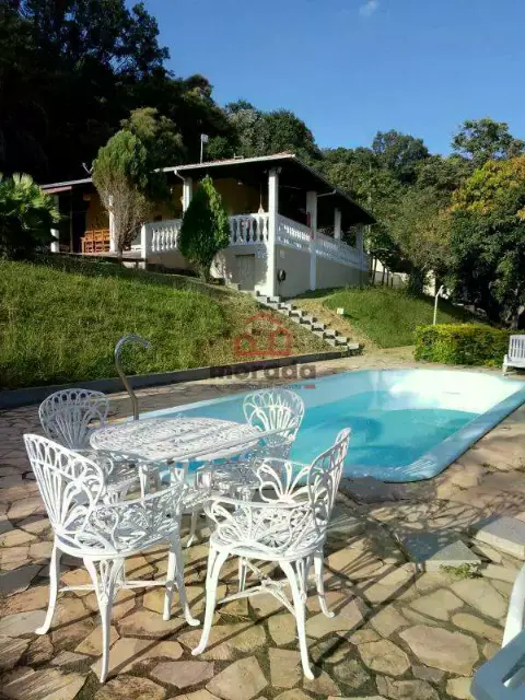 Terreno à venda nos Paulas