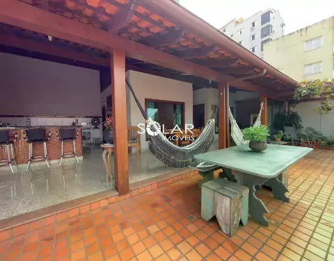 Casa de alto padrão a venda no bairro Cerqueira Lima em Itaúna MG