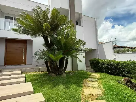 CASA à venda, 4 vagas, Cerqueira Lima