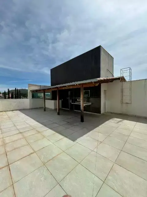 Cobertura à venda em Itaúna (Cerqueira Lima) - 3 quartos, 1 suíte, 142,44 m2, vista montanha