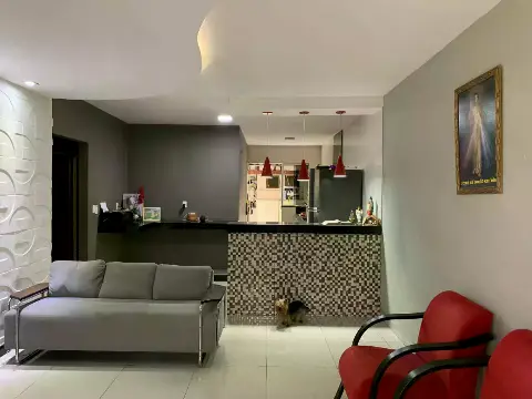 Casa Ampla à Venda no Jadir Marinho