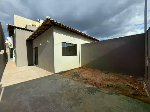 CASA à venda, 3 quartos, 1 suíte, 2 vagas, Recanto das Peixotas