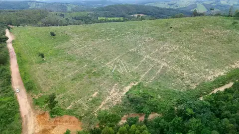Vendo lote no Mirante das Palmeiras com 1000m2 em ótima localização